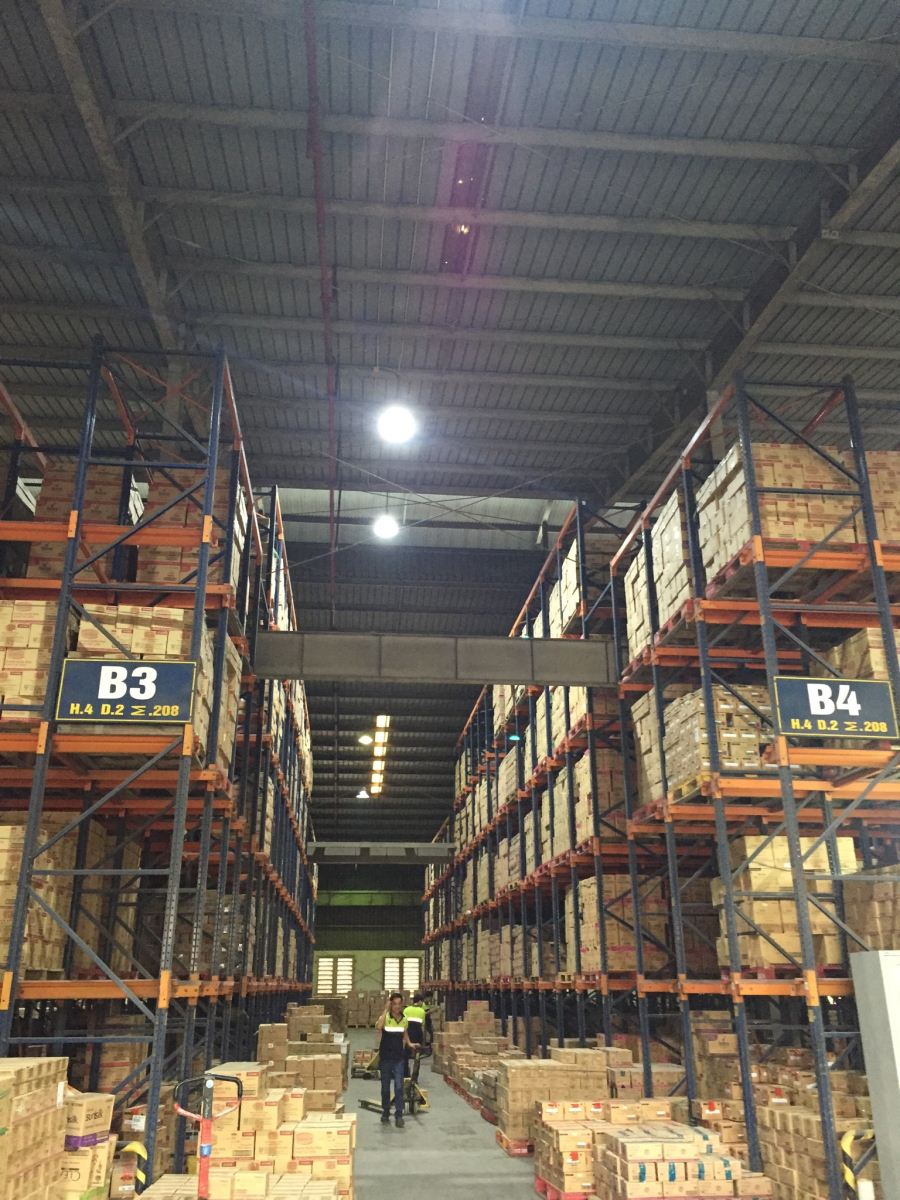 Đèn led nhà xưởng 150W lắp cho nhà kho Linfox Logistics